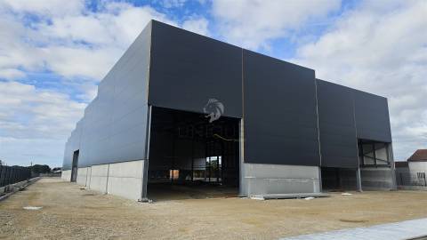 Armazém Novo - Zona Industrial de Taboeira