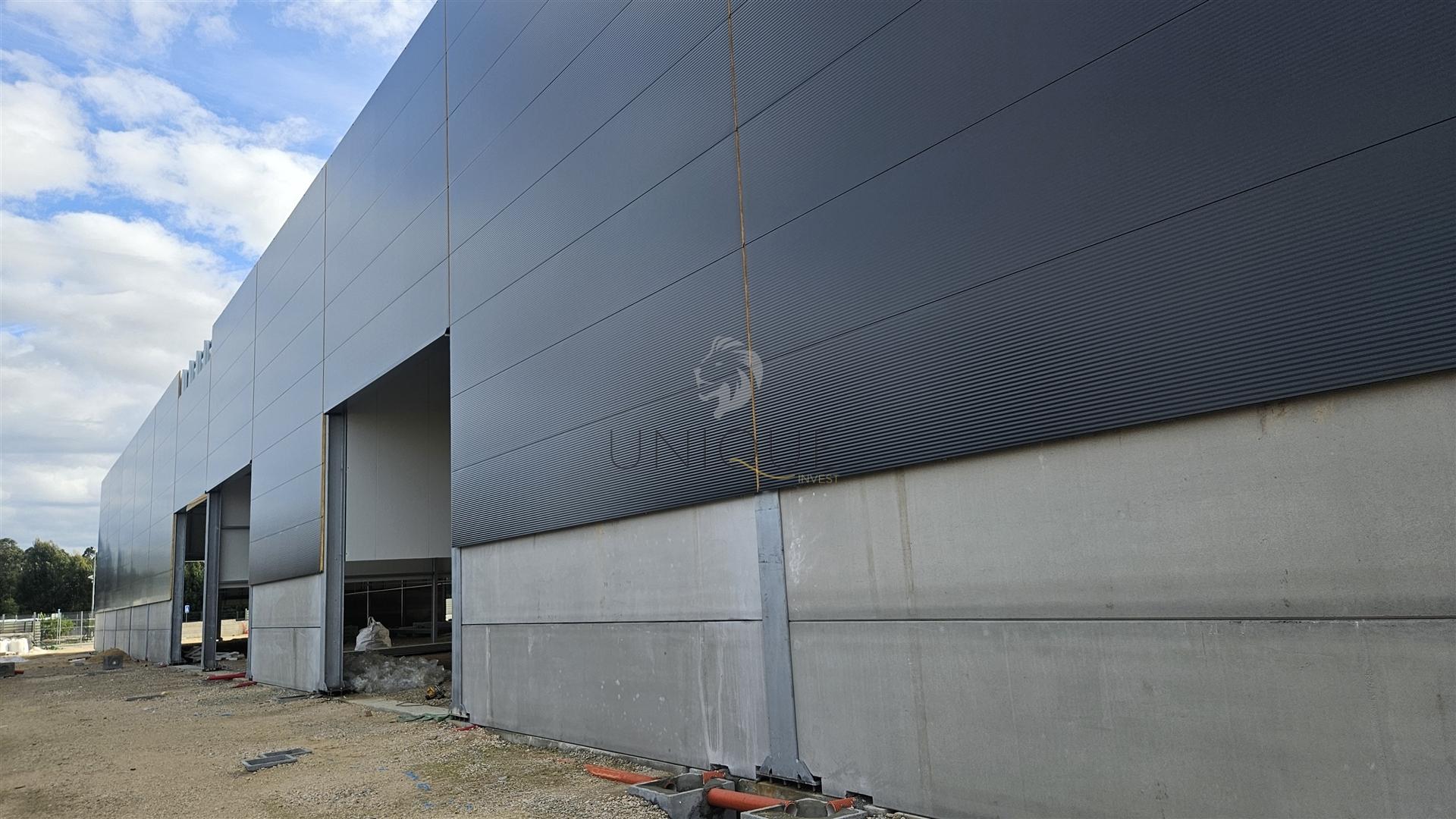 Armazém Novo - Zona Industrial de Taboeira