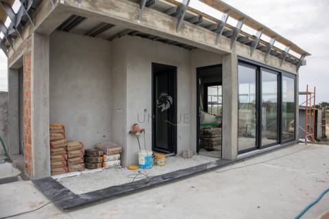 Moradia T4 com piscina na Gafanha do Carmo | Acesso à Ria de Aveiro