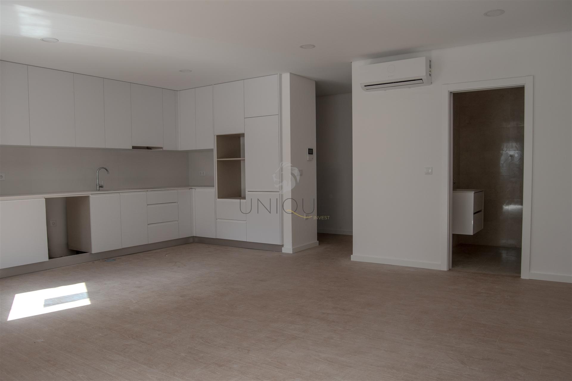 Novo T1+1 | Suite + Lugar de Garagem | Centro de Esgueira