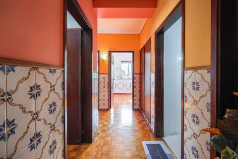 Apartamento T3 com arrumo em Azurva - Aveiro