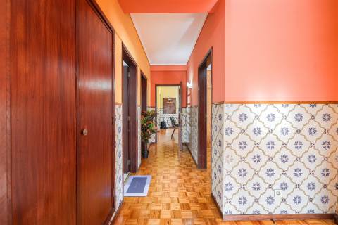 Apartamento T3 com arrumo em Azurva - Aveiro