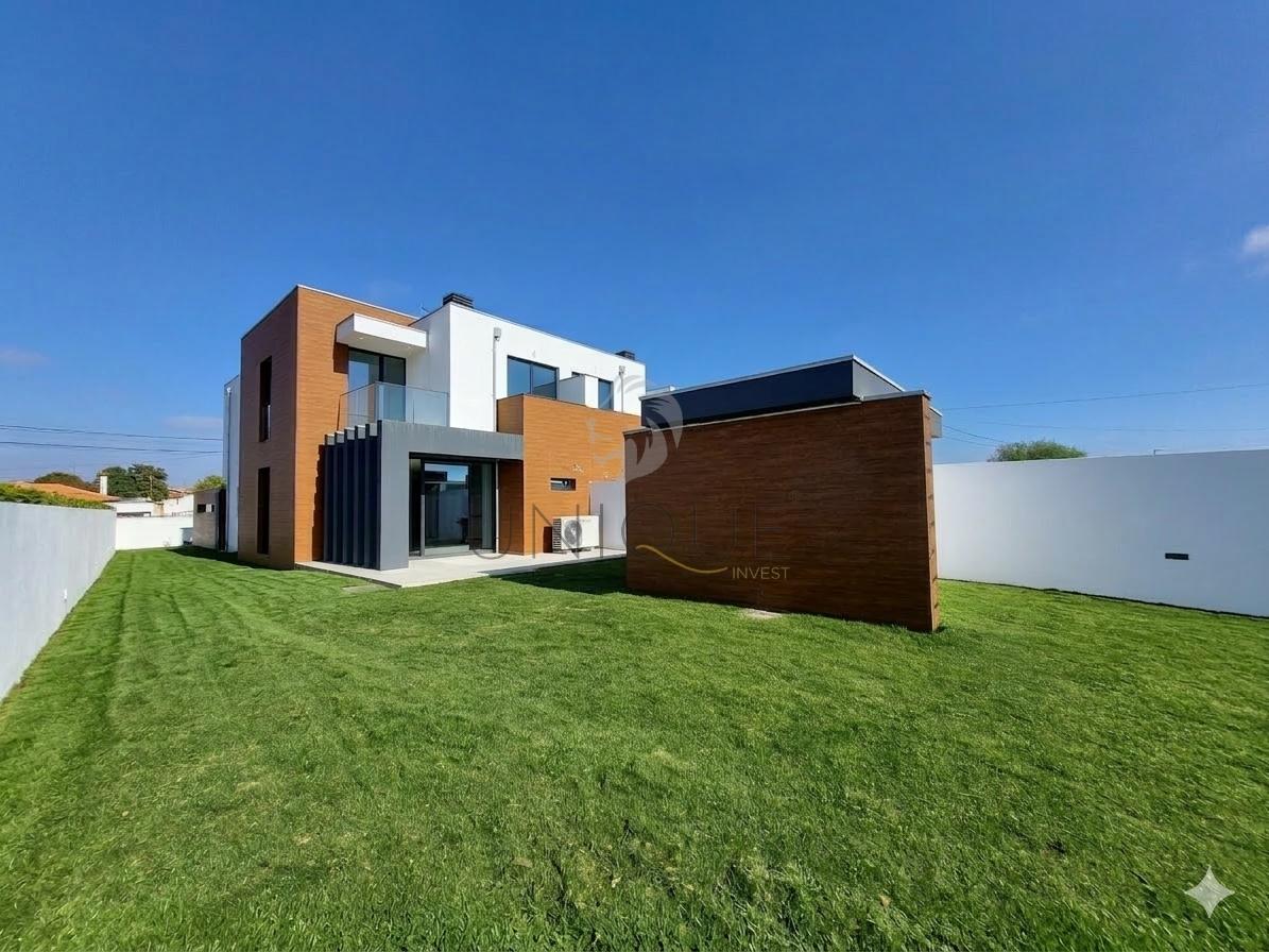 Moradia T4 Moderna a poucos minutos do Centro de Aveiro