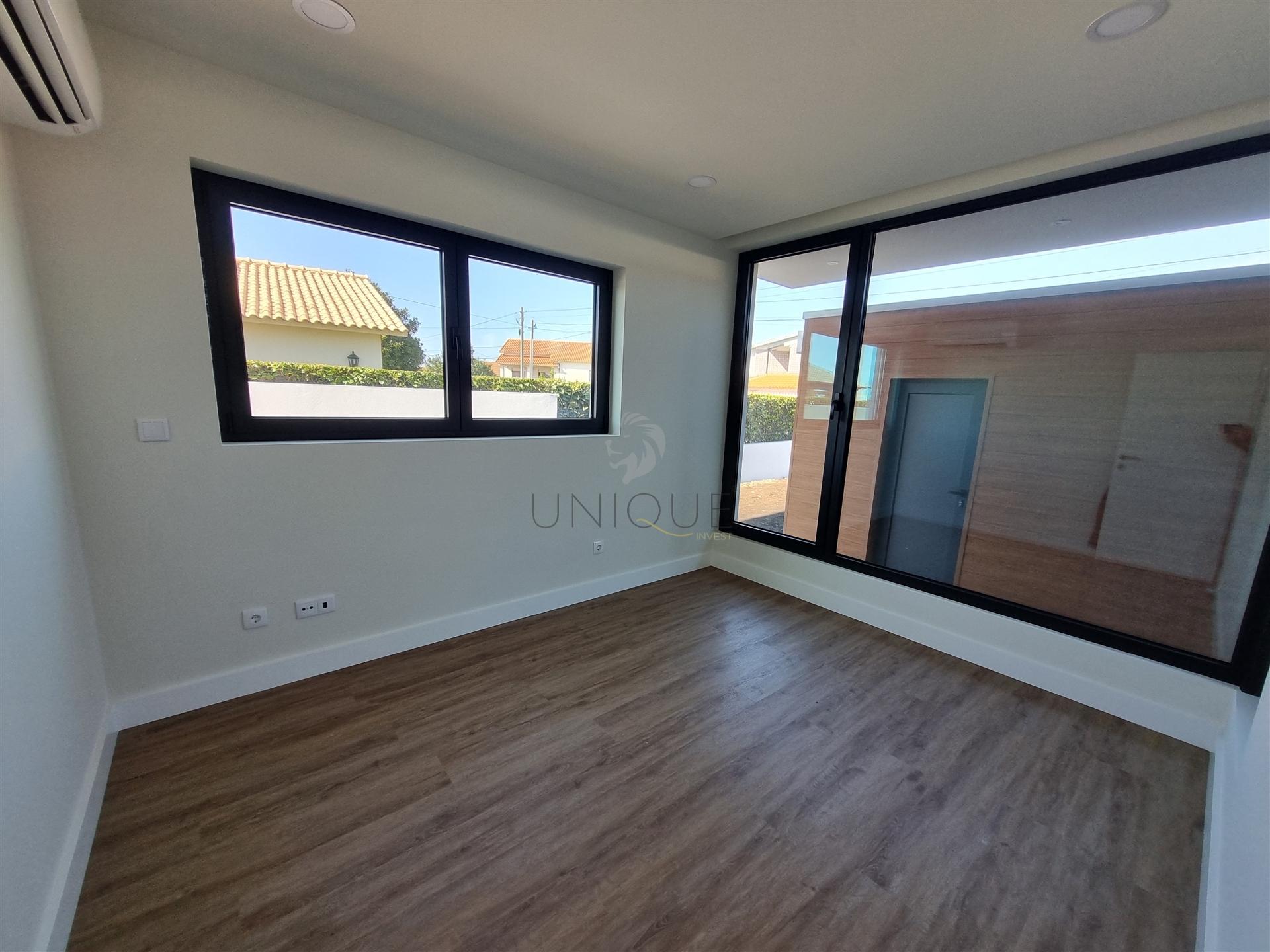 Moradia T4 Moderna a poucos minutos do Centro de Aveiro