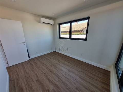 Moradia T4 Moderna a poucos minutos do Centro de Aveiro