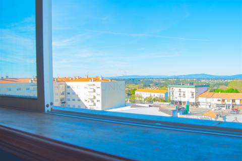 Apartamento T4 Venda em Oliveira do Bairro,Oliveira do Bairro