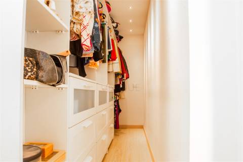 Apartamento T4 Venda em Oliveira do Bairro,Oliveira do Bairro