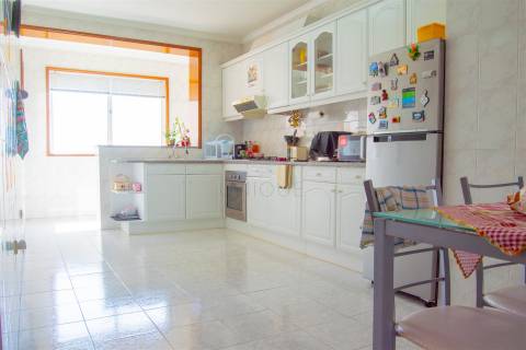 Apartamento T3 Venda em Oiã,Oliveira do Bairro