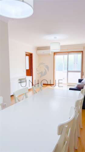Apartamento T2 Arrendamento em Ramalde,Porto