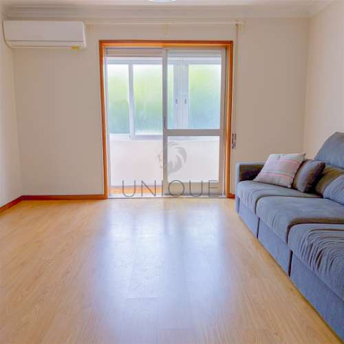 Apartamento T2 Arrendamento em Ramalde,Porto