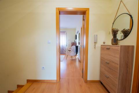 Moradia T3 com Suite, Jardim e Garagem Fechada | Próxima ao Centro de Aveiro