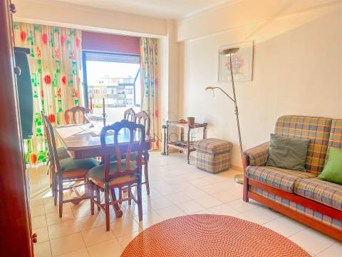 Apartamento T2 em Quarteira