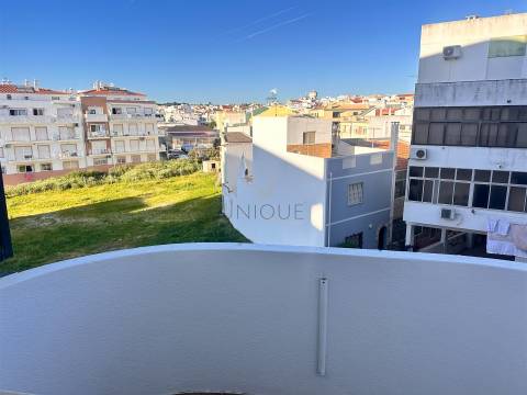 Apartamento T2 em Quarteira