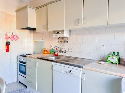Apartamento T2 em Quarteira