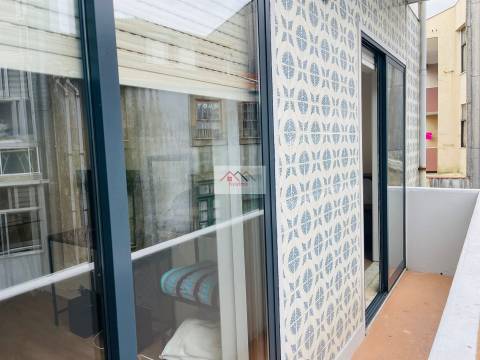 Apartamento T1 mobilado e equipado