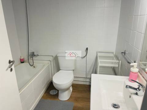 Apartamento T1 mobilado e equipado