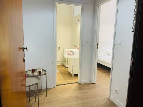 Apartamento T1 mobilado e equipado
