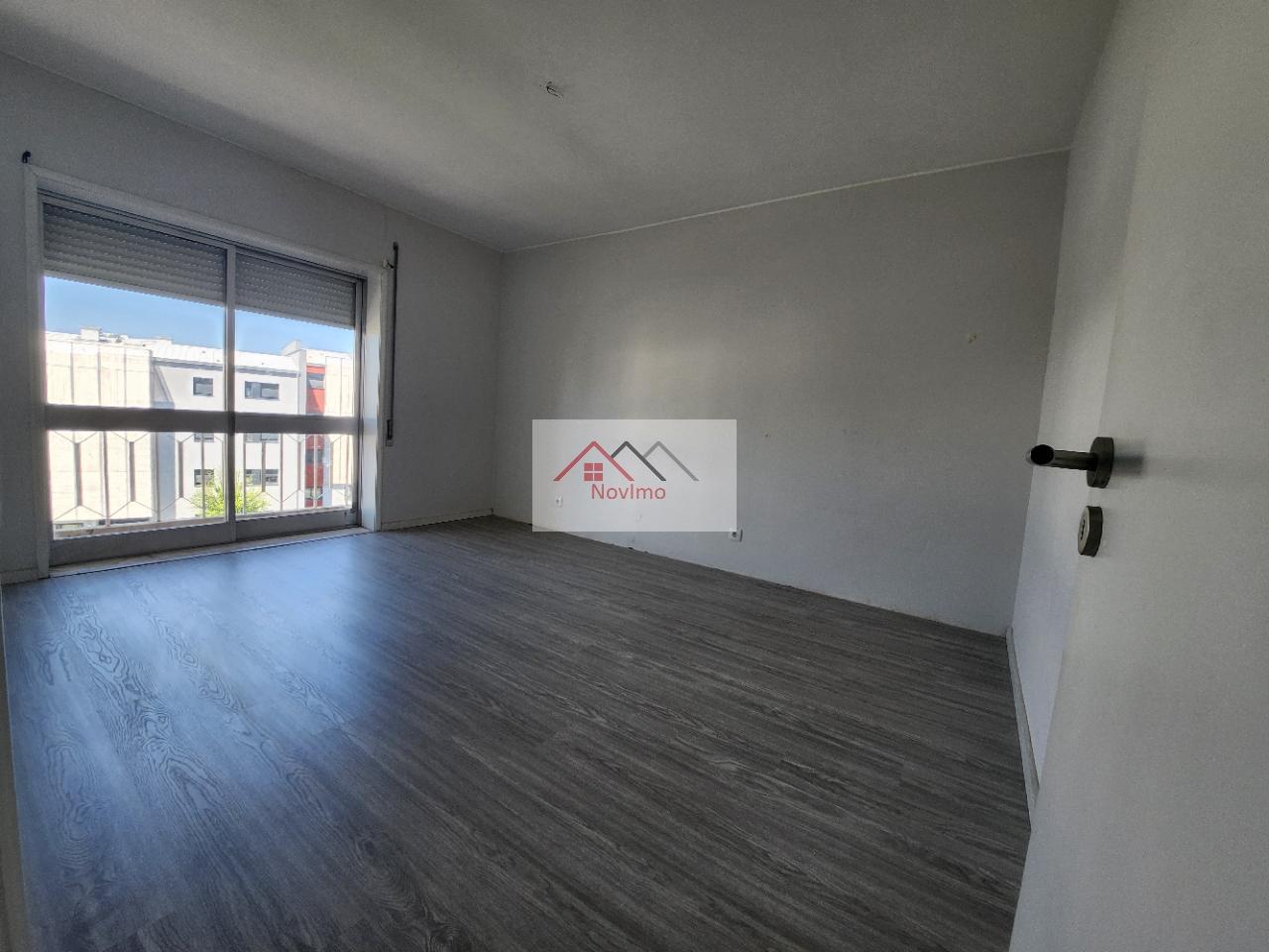 Apartamento T2+1