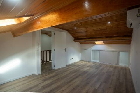 Moradia T4 Venda em Salga,Nordeste