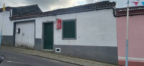 Moradia em Banda T1 Venda em Salga,Nordeste