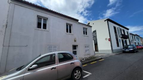 Moradia T2 Venda em Ribeira Grande (Matriz),Ribeira Grande