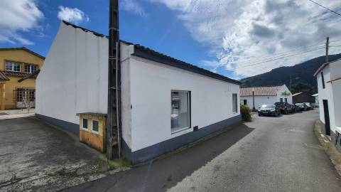 Loja  Venda em Água Retorta,Povoação