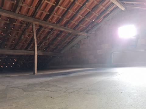 Andar Moradia T3 Venda em Belmonte e Colmeal da Torre,Belmonte