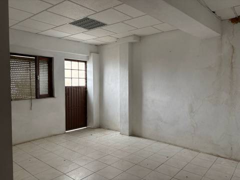 Andar Moradia T3 Venda em Belmonte e Colmeal da Torre,Belmonte