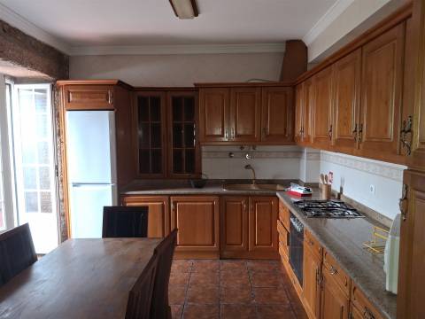 Andar Moradia T5 Venda em Belmonte e Colmeal da Torre,Belmonte