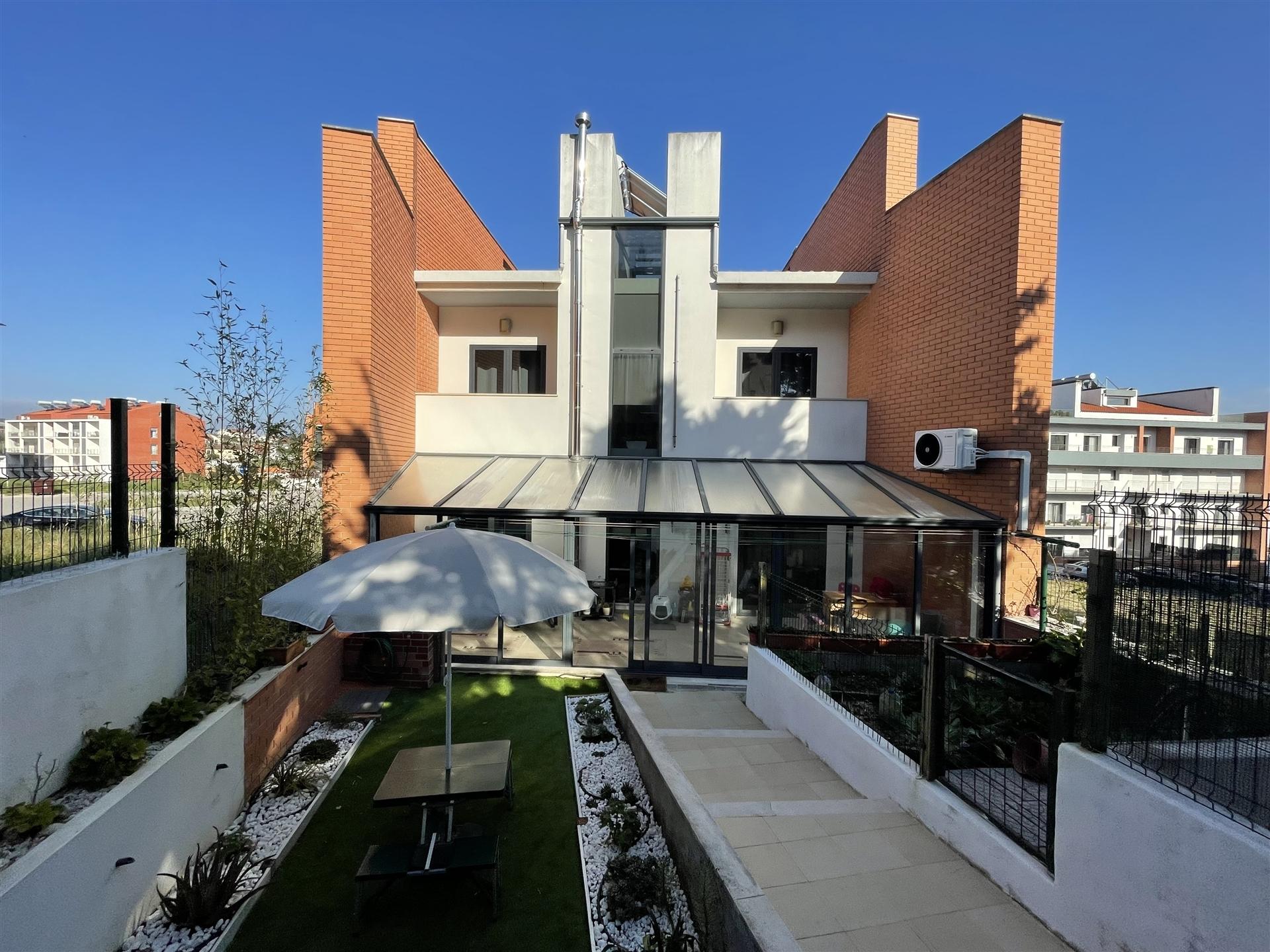 Moradia T5 Venda em Tavarede,Figueira da Foz