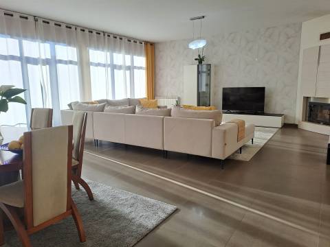 Moradia T5 Venda em Tavarede,Figueira da Foz