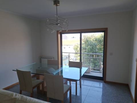 Apartamento T2 Arrendamento em São Bernardo,Aveiro