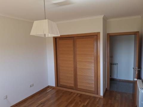 Apartamento T2 Arrendamento em São Bernardo,Aveiro
