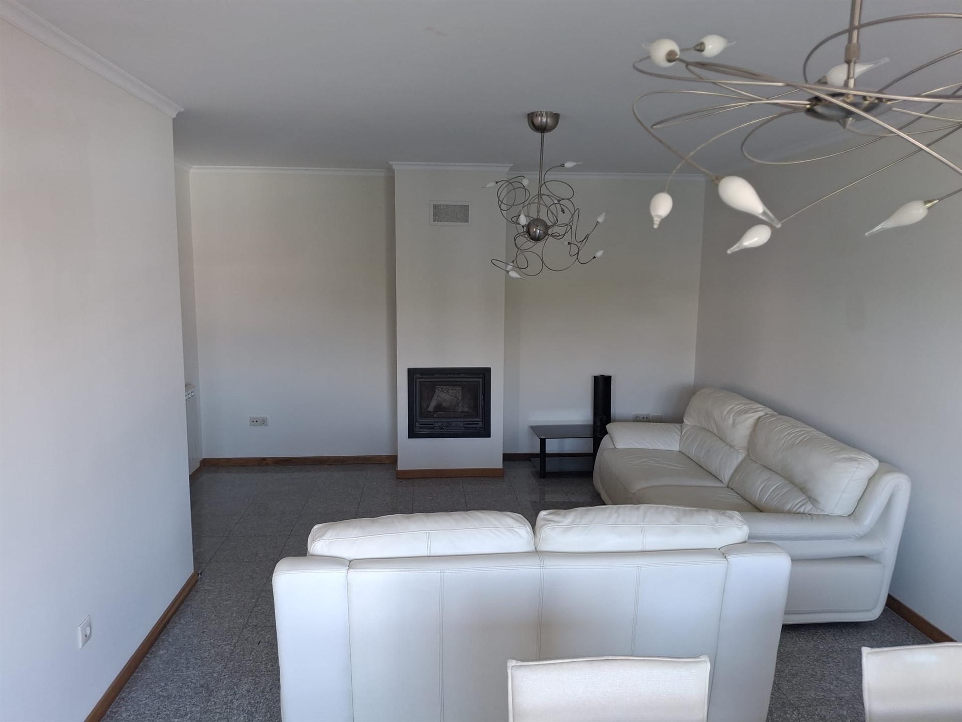Apartamento T2 Arrendamento em São Bernardo,Aveiro