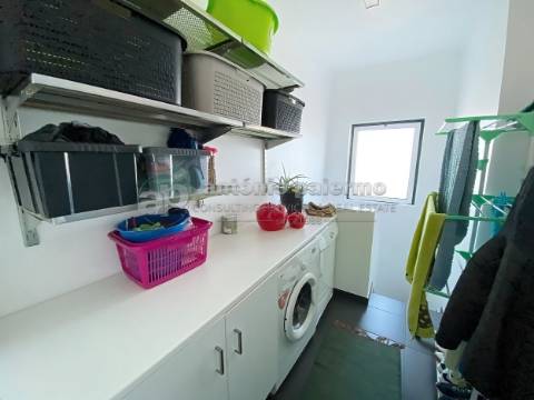 Excelente Moradia V4 para venda