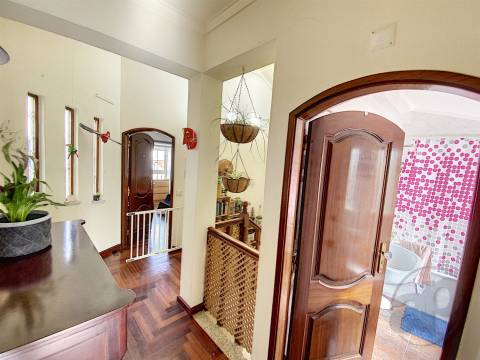 Excelente moradia de tipologia T3 para venda