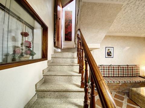 Excelente moradia de tipologia T3 para venda