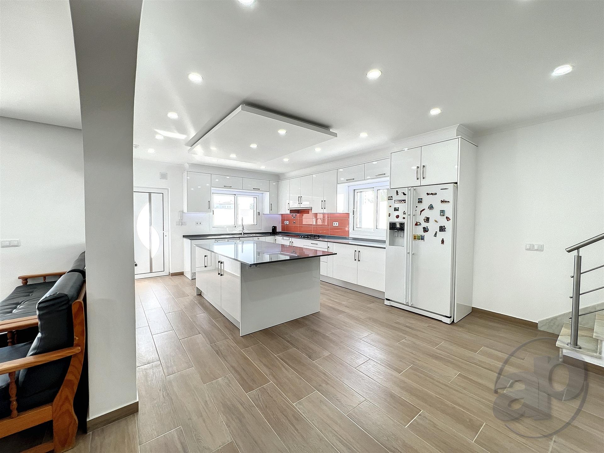 Moradia V3 para venda em Altura