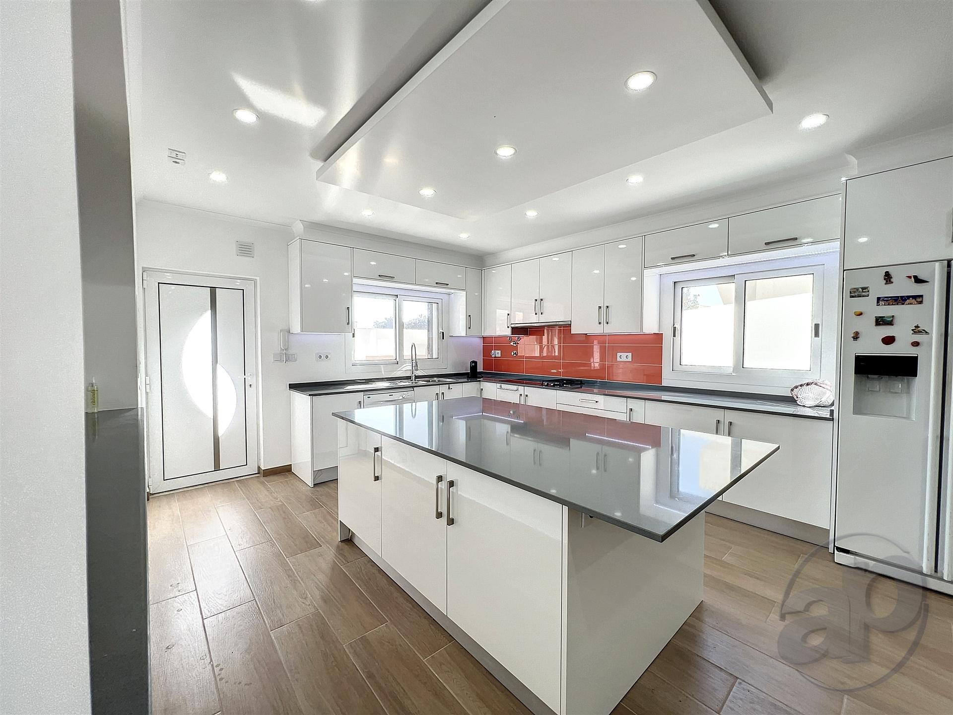 Moradia V3 para venda em Altura