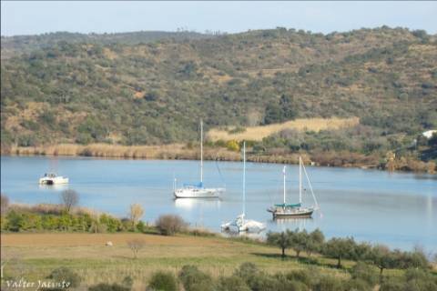 Terreno para construção junto ao Rio Guadiana