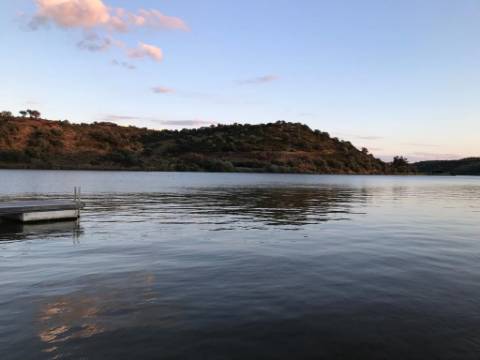 Terreno para construção junto ao Rio Guadiana