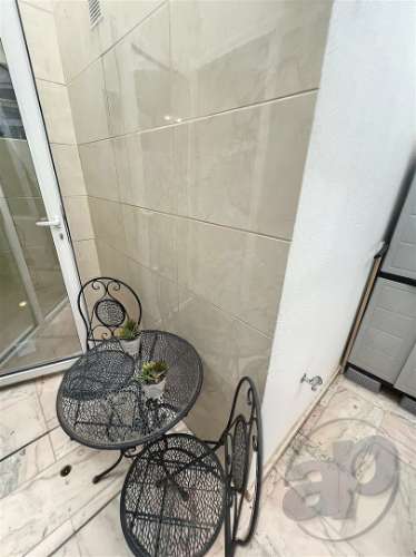 Apartamento tipo T0+1 remodelado