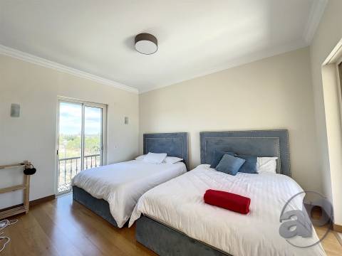 Excelente moradia v4 para venda no Monte Rei Golf