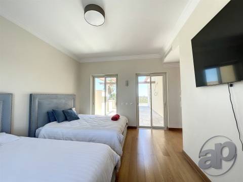 Excelente moradia v4 para venda no Monte Rei Golf