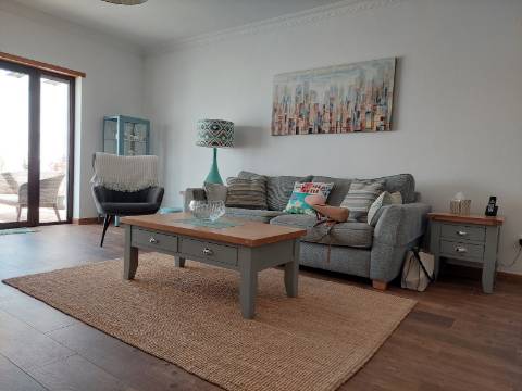 Moradia V3 com piscina para venda