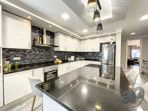 Apartamento duplex T1+3 para venda