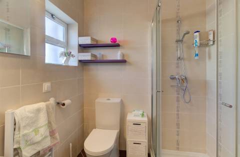 Fantástica Moradia V4 em Altura