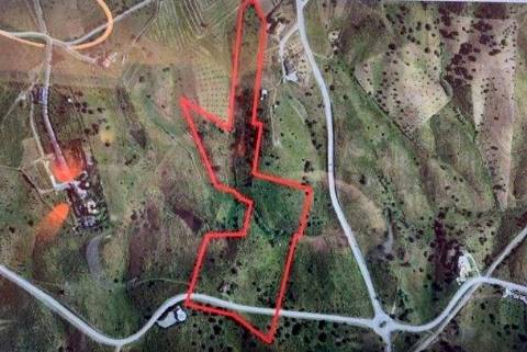 Terreno e ruína para venda