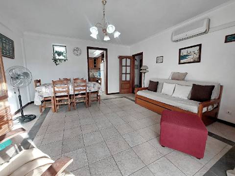 Apartamento T3 duplex na primeira linha Rio