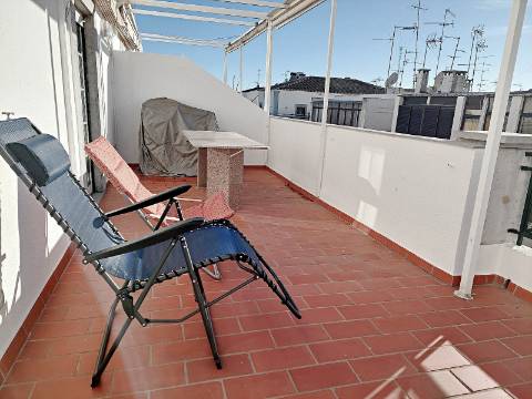 Apartamento T3 duplex na primeira linha Rio